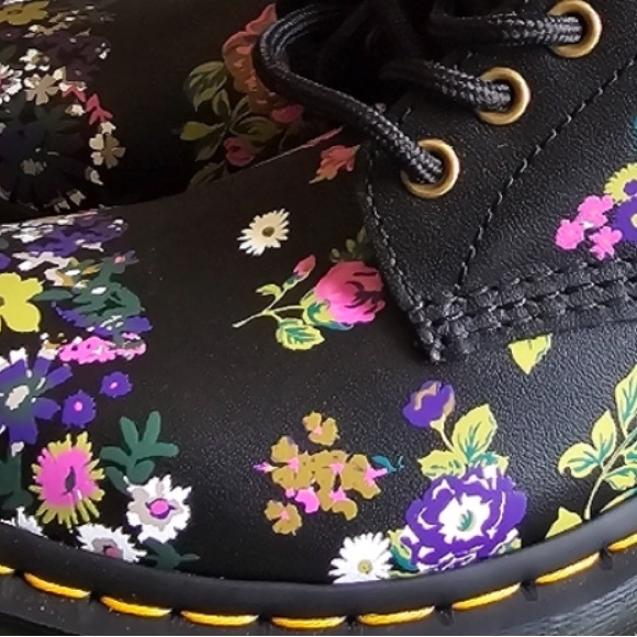 Dr. Martens 1460 Pascal Floral Boots Vintage Leather Boots - Picture 11 of 14